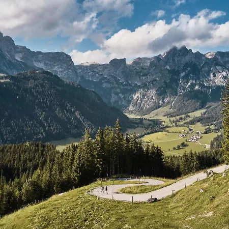 Aja Bergresort Hotel