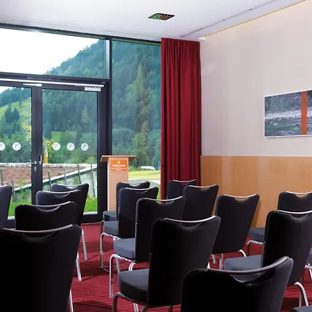 Aja Bergresort 4*