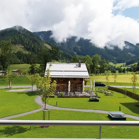 Aja Bergresort 4* Верфенвенг