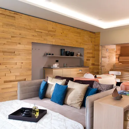 Aja Bergresort 4*