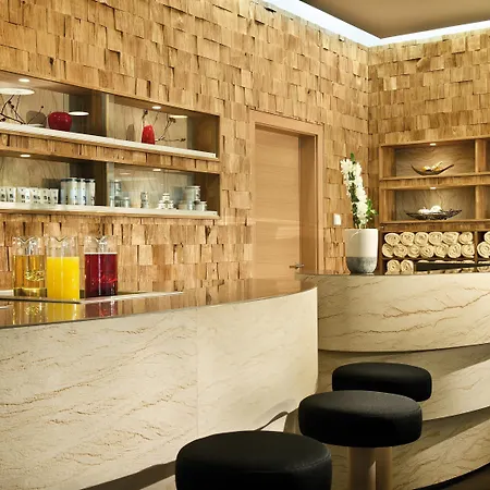 Aja Bergresort Отель 4*