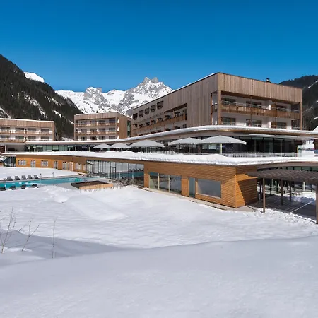 Aja Bergresort 4* Верфенвенг