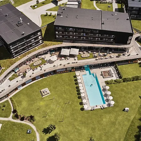 Aja Bergresort Hotel 4*